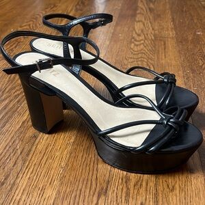 SCHUTZ Kelsie Platform Heels in Black Size 10.5